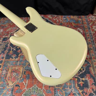 Yamaha MBIII Motion Bass Super Edition Medium Scale - 1998 image 17
