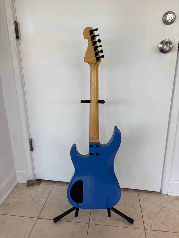 Washburn Chicago Budweiser Guitar 2003 - Chicago Flag | Reverb