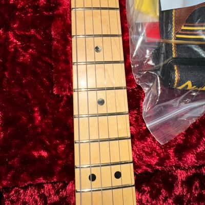 Fender 60th Anniversary Commemorative American Standard Stratocaster with Gold Hardware, Maple Fretboard 2014 - 2-Color Sunburst image 6
