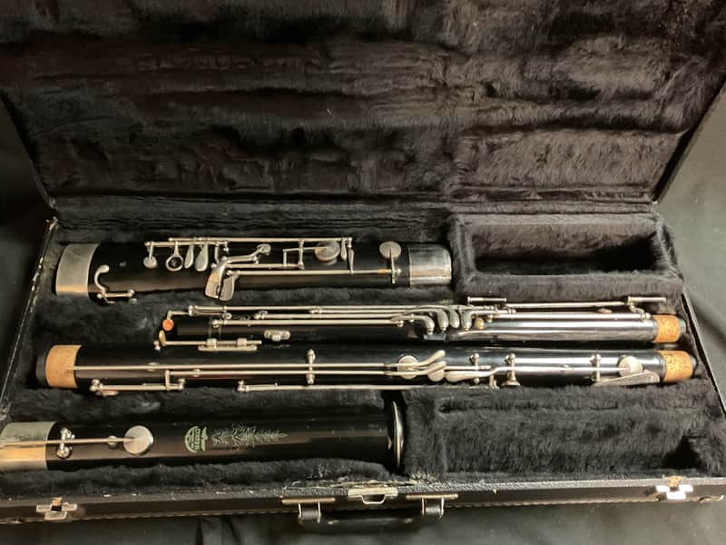 Linton Bassoon serial 40780 image 1