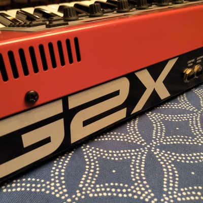 Nord Modular G2X + Gator flight case image 4