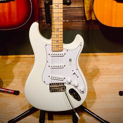 PRS Silver Sky John Mayer Signature with Maple Fretboard 2020 - Present - Frost image 1