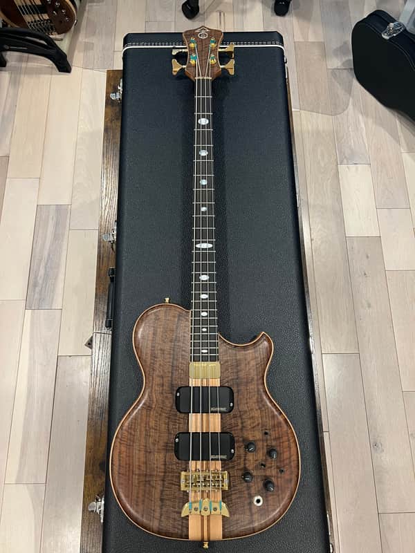 Alembic Crest - Walnut Top Bild 1