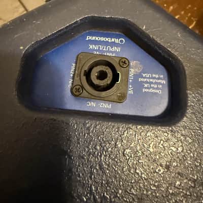 Turbosound Pair of txd 12m 600 watt passive 2 way monitors - Blue image 4