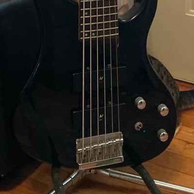 Washburn XB-600 Black 6 String Electric Bass image 4