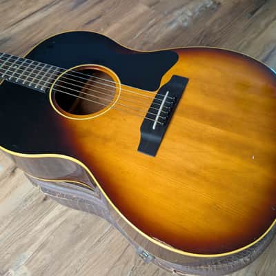Gibson LG-1 Acoustic Guitar 00 Size 1964 Sunburst Great Condition W/OSSC image 2