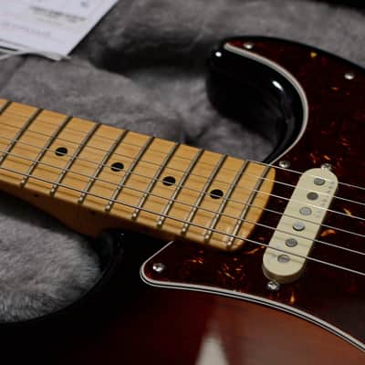 Fender American Professional II Stratocaster with Maple Fretboard 2020 - Present - 3-Color Sunburst image 5