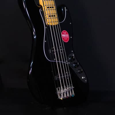 Squier Classic Vibe '70s Jazz Bass V, Maple FB, Black image 4