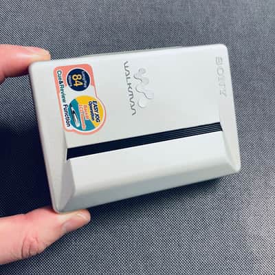 Sony WM-EX910 Walkman Cassette Player, Top Silver ! Working ! image 2