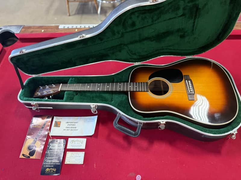 Martin D-28 1998 - Sunburst image 1
