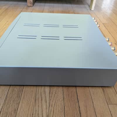 Linn C-5100 2005 - SILVER image 2