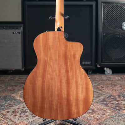 Taylor 114ce Left-Handed Grand Auditorium Acoustic/Electric Guitar with Gig Bag image 8