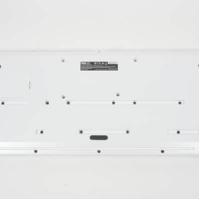 [SALE Ends June 22] KORG microKORG 2 MWH Limited Pearl White Analog Modeling Synthesizer Vocoder w/ mic, 100-240V PSU image 10
