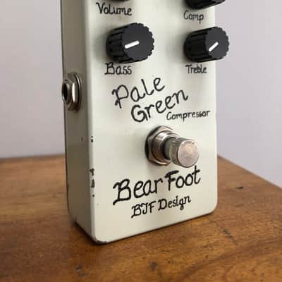 Bearfoot FX Pale Green Compressor | Reverb