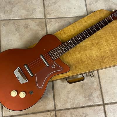 Vintage 1956 Danelectro U2 Electric Guitar Copper w original TWEED case image 2