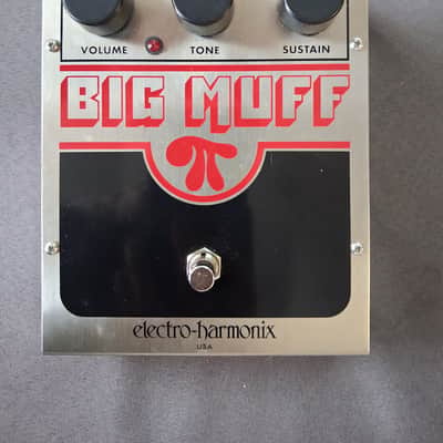 Electro-Harmonix Big Muff Pi Silver/Black/Red W/Orig Box, cable, & paperwork *** FREE SHIPPING *** image 2