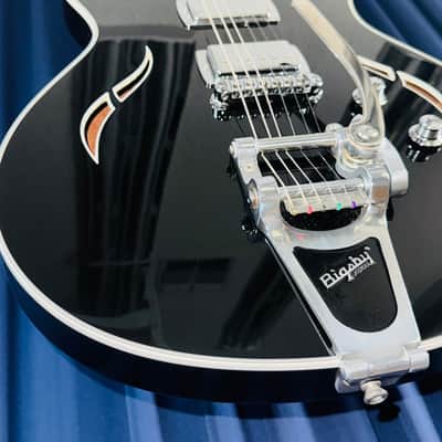 Taylor T3/B 2009 - Present - Black image 10