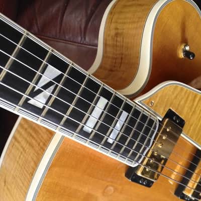 1999 Heritage Super Eagle Archtop Guitar - Antique Natural image 6
