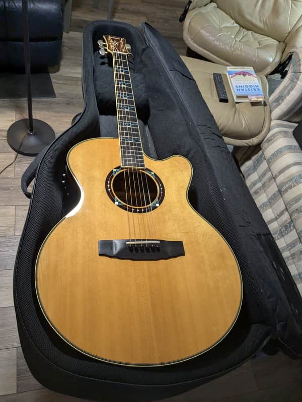 Yamaha Compass CPX-15 AD - Light image 1