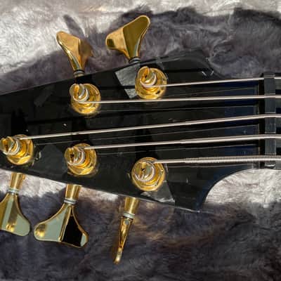 Modulus Quantum 5 5-String Bass Guitar, Q5, Graphite Neck image 15