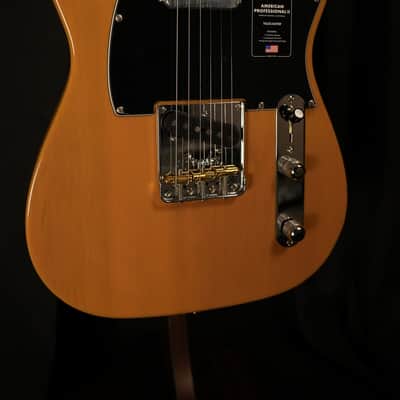 Fender American Professional II Telecaster with Maple Fretboard 2020 - Present - Butterscotch Blonde image 4