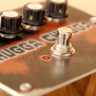 Analogwise Pedals Chugga Chugga - a crushing distortion pedal image 3