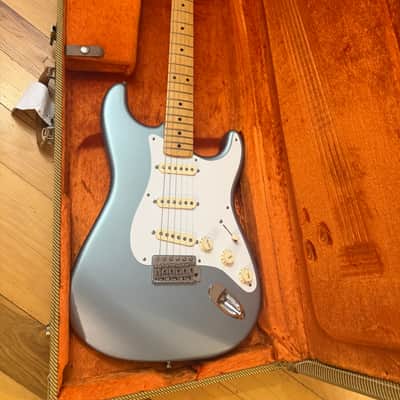 Fender American Vintage '57 Stratocaster 2001 - Ice Blue Metallic image 1