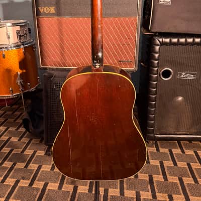 Gibson J-160E 1965/66 - Sunburst image 2