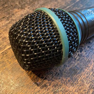 AKG D770 Dynamic Microphone image 2