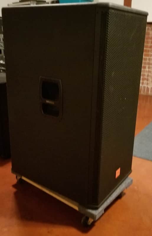 JBL MRX528S Dual 18 Sub | Reverb