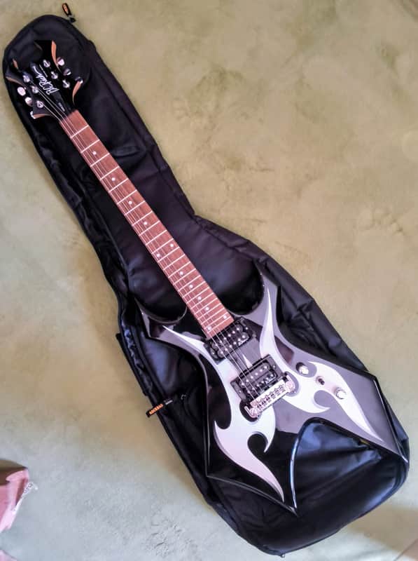 BC Rich  Warlock Bronze Series  2004 - Black with White Tribal Flames image 1