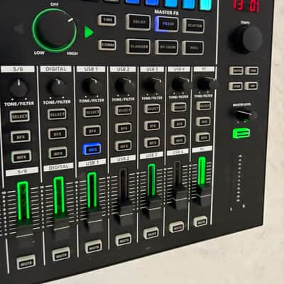 Roland AIRA MX-1 Mix Performer 2010s - Black image 4