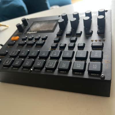 Elektron Digitakt I - Black with accessories image 3