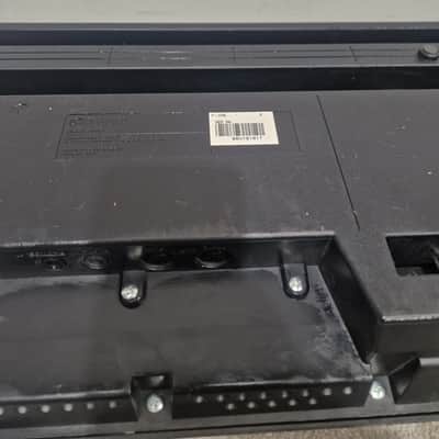 Yamaha P-35 - Digital Piano - Black - Excellent w/ Power Supply & Manuals image 19