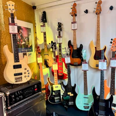 1991 Fender Stratocaster RW USA sunburst aged works fine case image 21