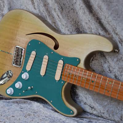 GB Liuteria Traditional Strato semi hollow green image 13