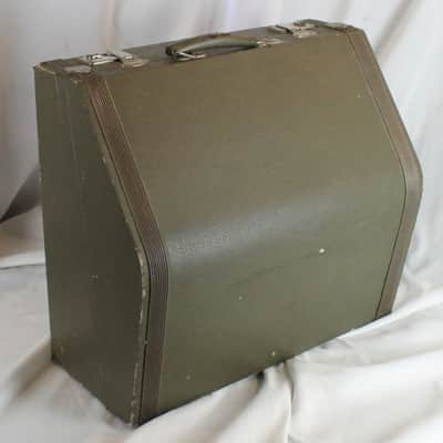 Split Pea Hohner Hard Case for Accordion 18" x 16.25" x 8.50" (45.75cm x 41.25cm x 21.50cm) image 1