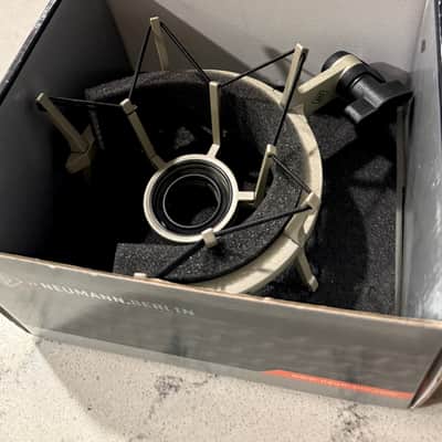 Neumann TLM 102 Studio Set with Shockmount 2013 - Present - Nickel image 3