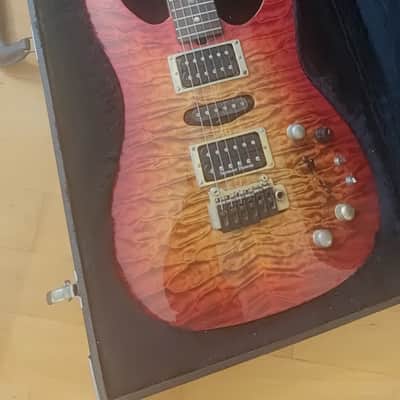 Brian Moore CP90TP.13 2001 - Cherry sunburst - Flame image 1