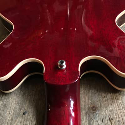 2009 Gibson Custom Shop 336 F in Cherry finish with hard shell case and COA image 7