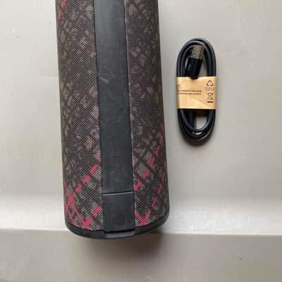 Ultimate Ears Megaboom 3 Wireless Speaker image 1