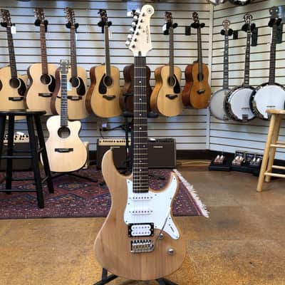 Yamaha PAC112V Pacifica Electric Guitar Yellow Natural Satin w/Coil-Split image 4