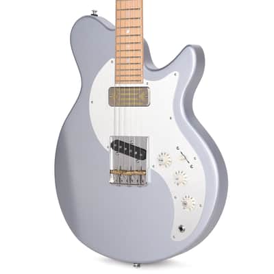 Eastman Fullertone Series SC-52 Electric Guitar (Ice Blue Metallic) - B-Stock image 3