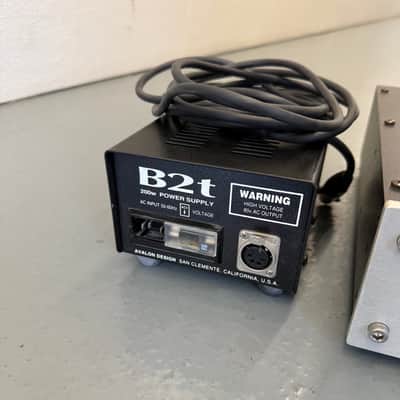 Avalon M5 Microphone Preamplifier 2010s - Silver image 3