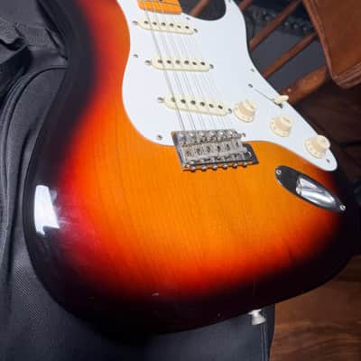Fender Stratocaster 58 RI 58-TX MIJ 2013 - 3 tone sunburst image 2