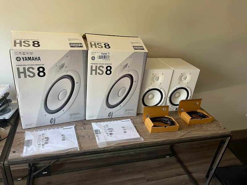 Yamaha HS8-W Pair (HS8W - HS-8) ~Limited Edition White 8-inch Powered Studio Monitor -open **mint!! image 1