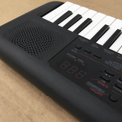Yamaha PSS-A50 Mini Synthesizer Keyboard image 6