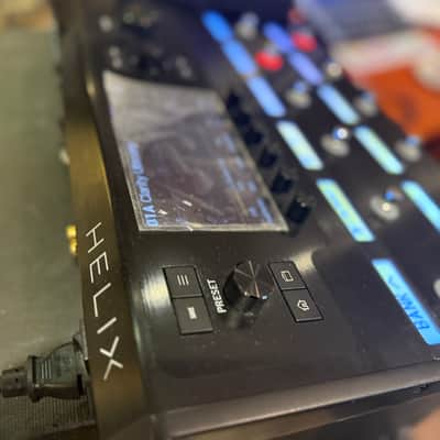 Line 6 Helix Floor  - Present - Black image 4