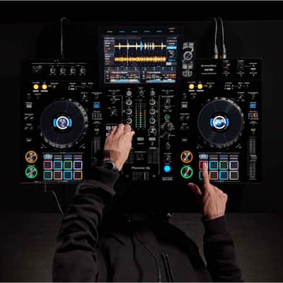 Pioneer DJ XDJ-RX3 All-In-One Touch Screen Rekordbox Serato DJ Controller System image 18