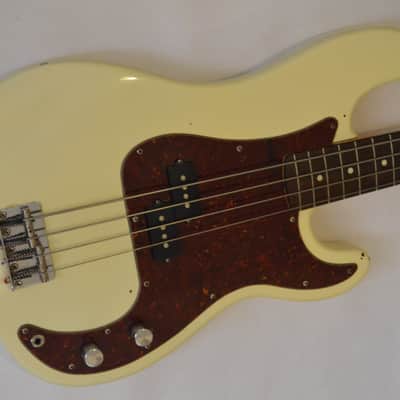 Fender Precision Bass 62  Aged Cream 1995 All stock Hard case Non Import Setup Amazing image 10